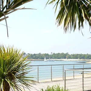 With Partial Sea Views In The Popular Seaside Of Appartement Bénodet
