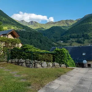 Mitoyen Confort Avec Prestations Hôtelières Chalet Cauterets